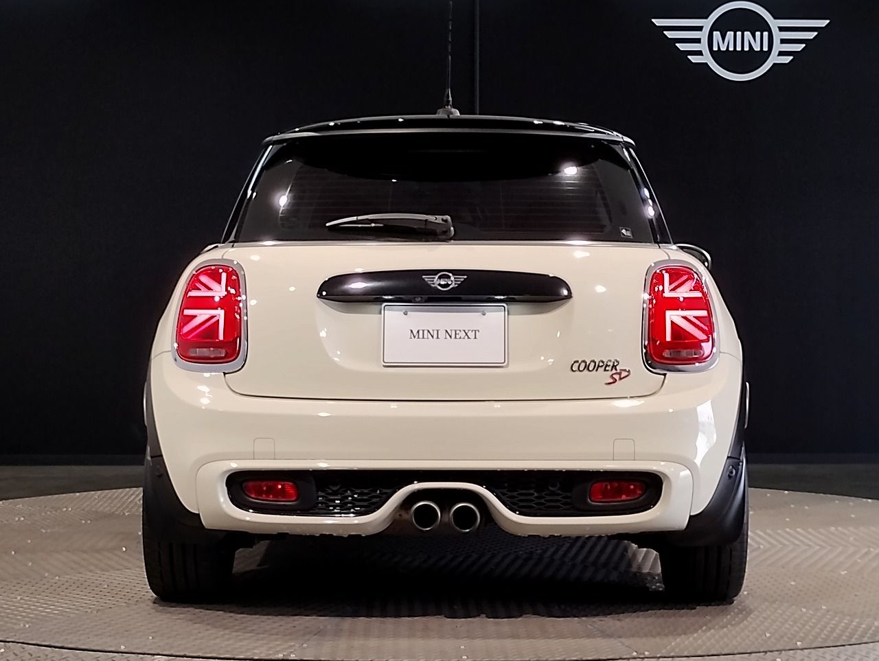 F56 COOPER S D(AT)