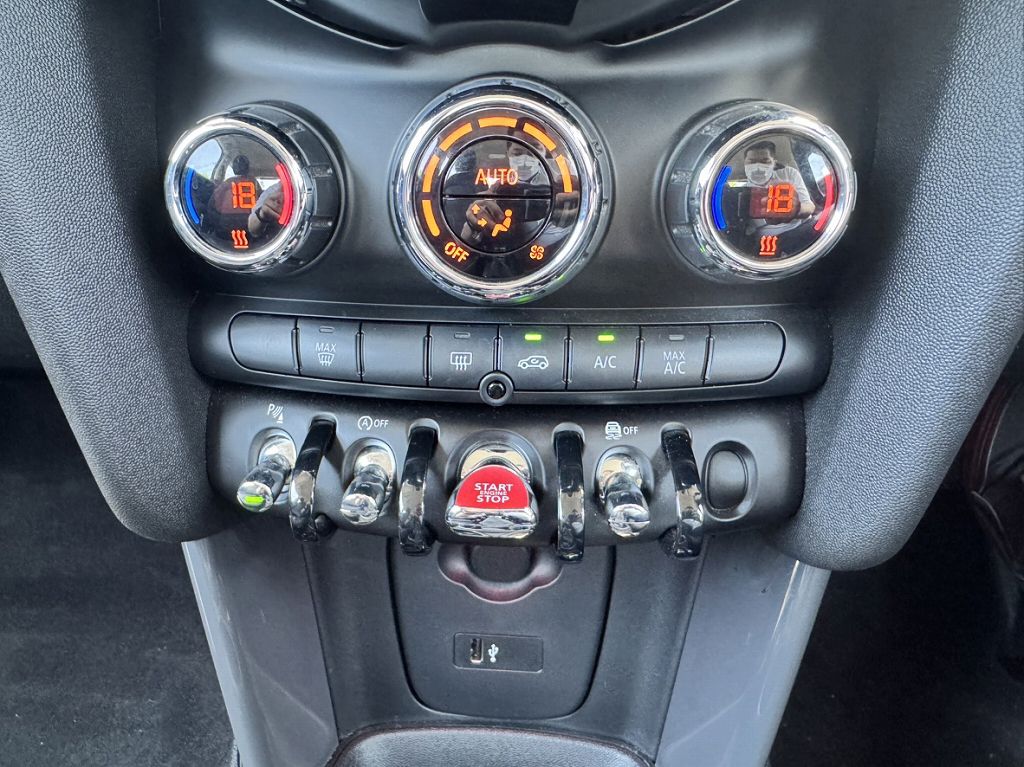 F56 COOPER D (AT)
