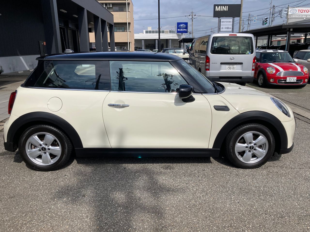 MINI Cooper F56 RHD