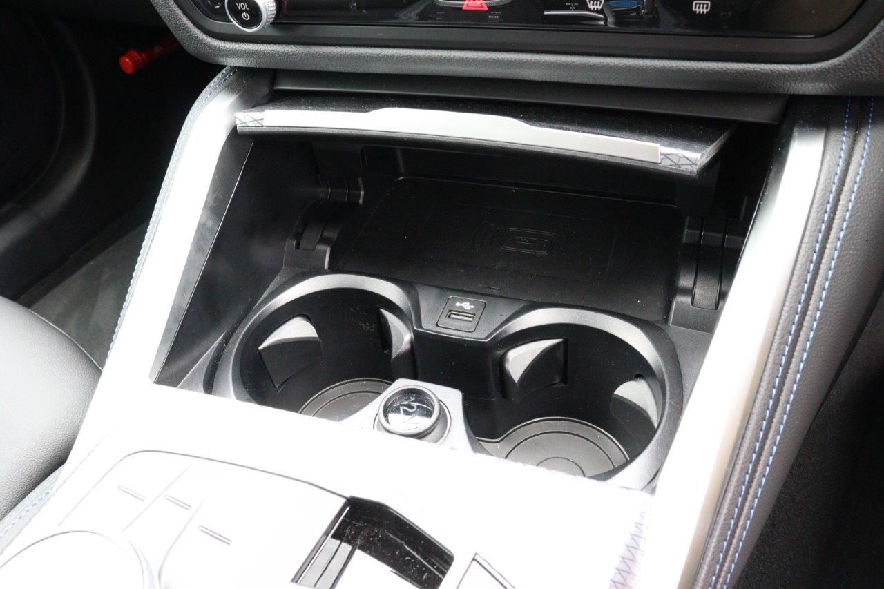 G26 i4 eDrive35 RHD