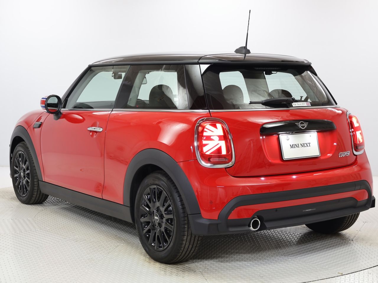 MINI Cooper F56 RHD