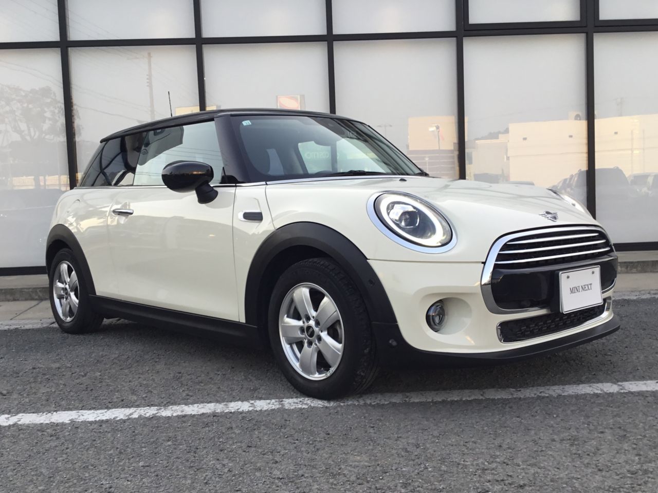 F56 MINI Cooper 3-Door Hatch LCI