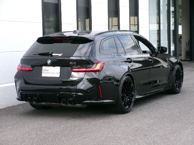 G** M* C********** * x***** T******