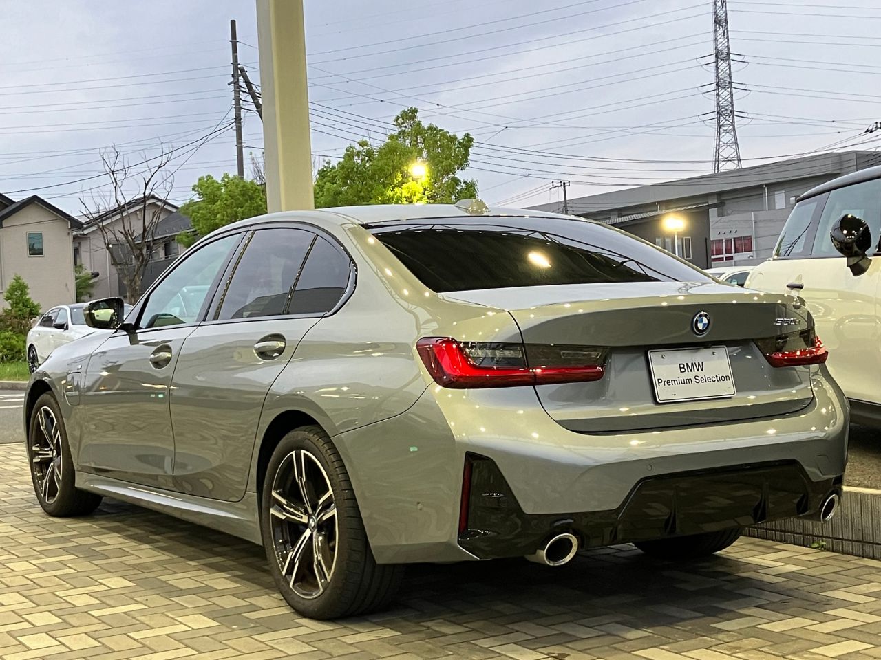 G20 330e Saloon LCI RHD MX