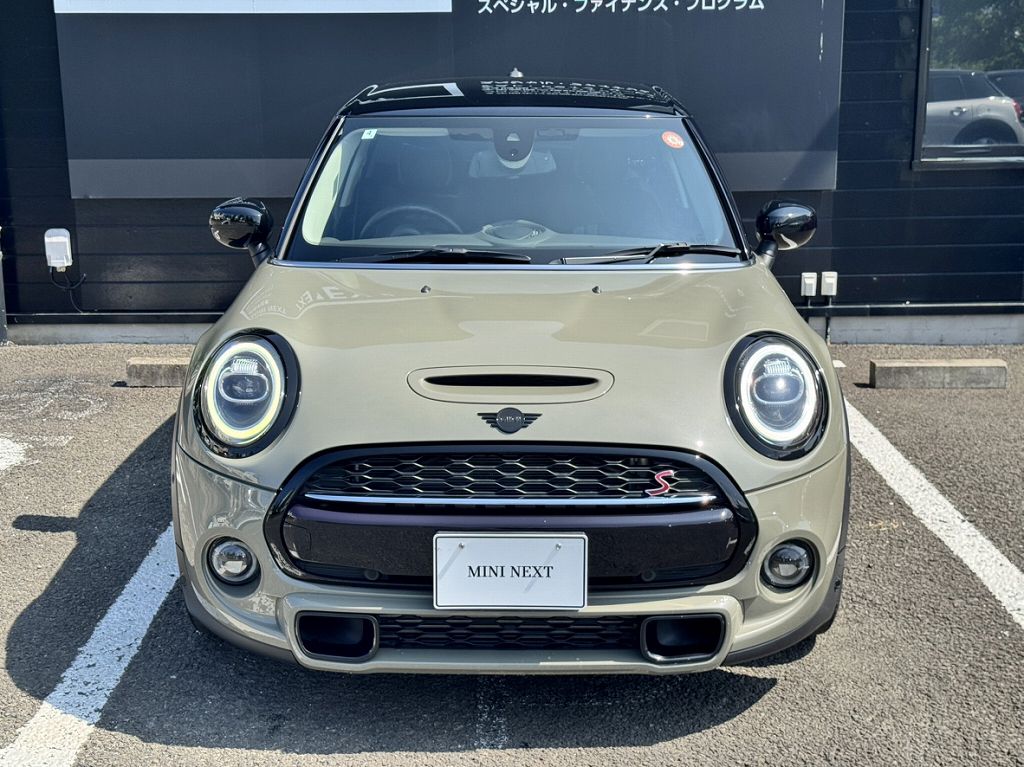 F55 COOPER S D(AT)