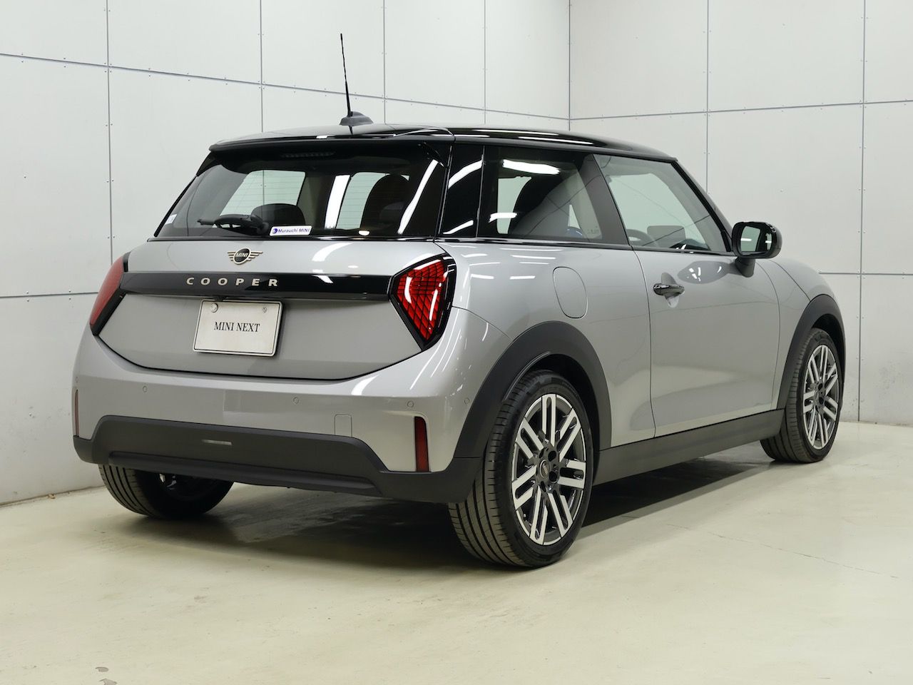 F66 MINI Cooper C 3Dr