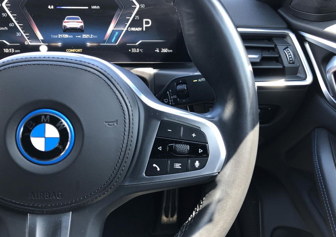 G26 i4 eDrive35 RHD