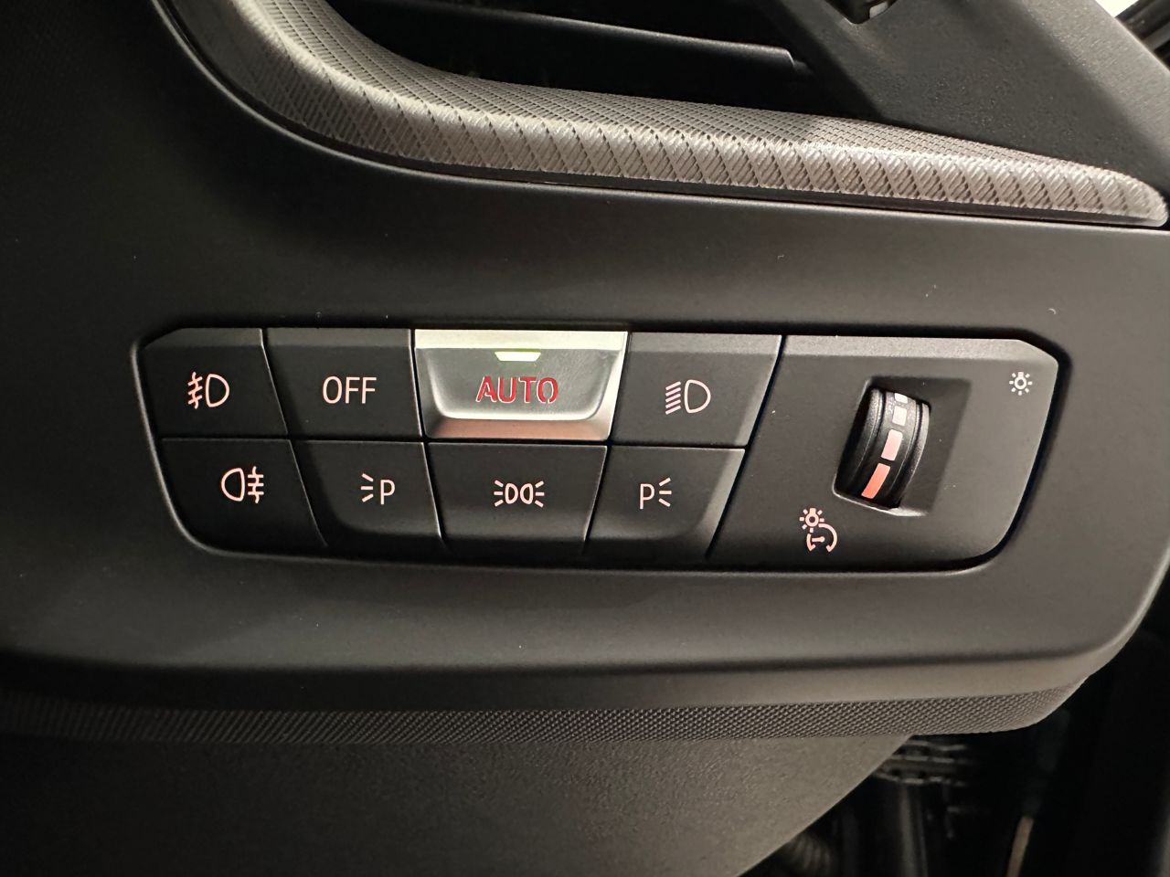 F40 118d Sports Hatch 5-door B47 2.0d