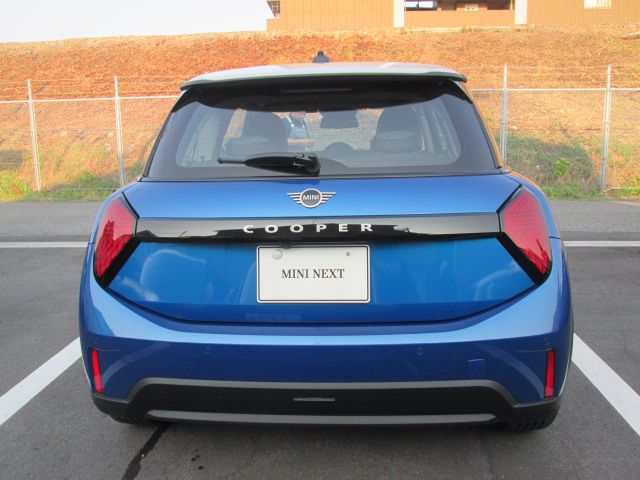 F66 MINI Cooper C 3Dr