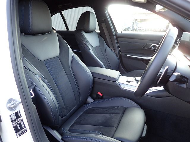 G20 320i Saloon LCI RHD MX