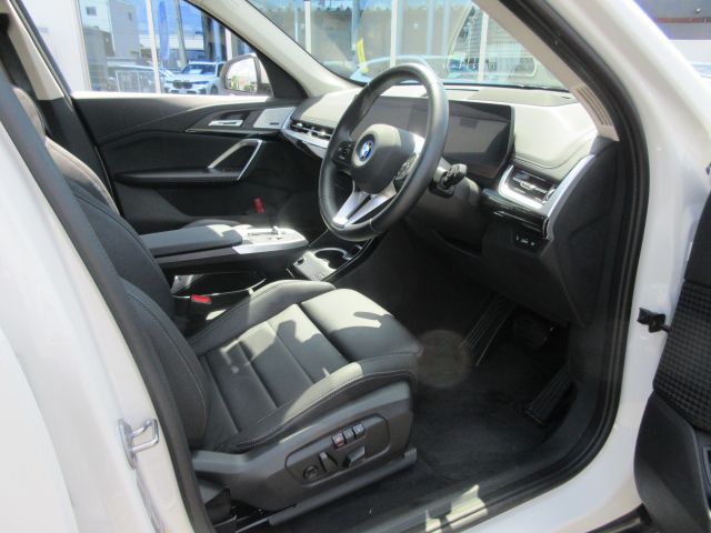 U11 iX1 xDrive30