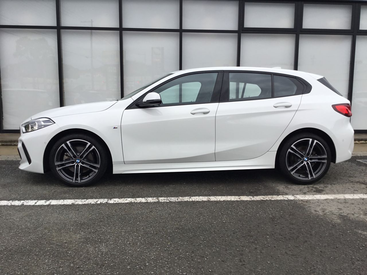 F40 118d Sports Hatch 5-door B47 2.0d