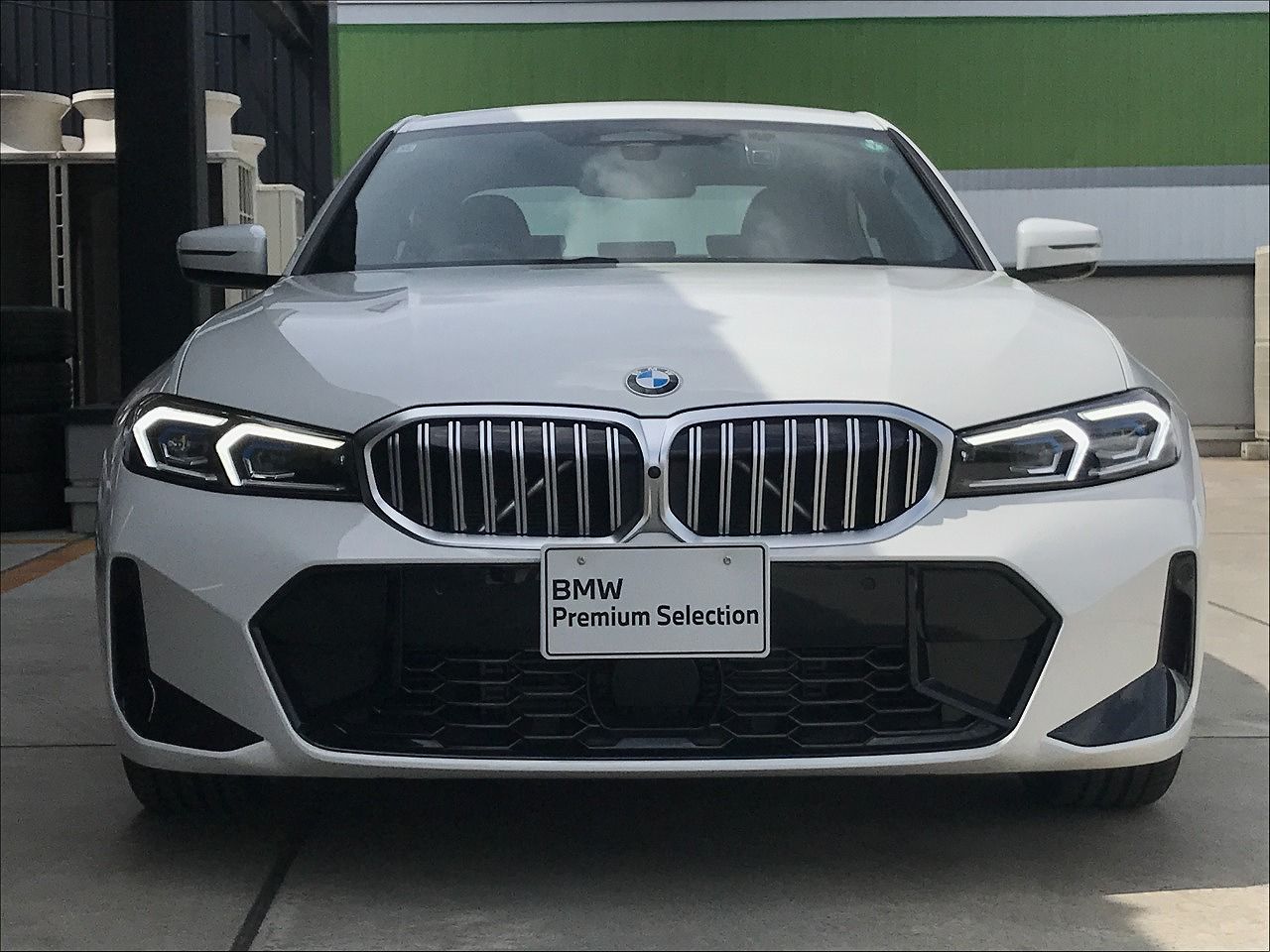 320d xDrive Berline RHD