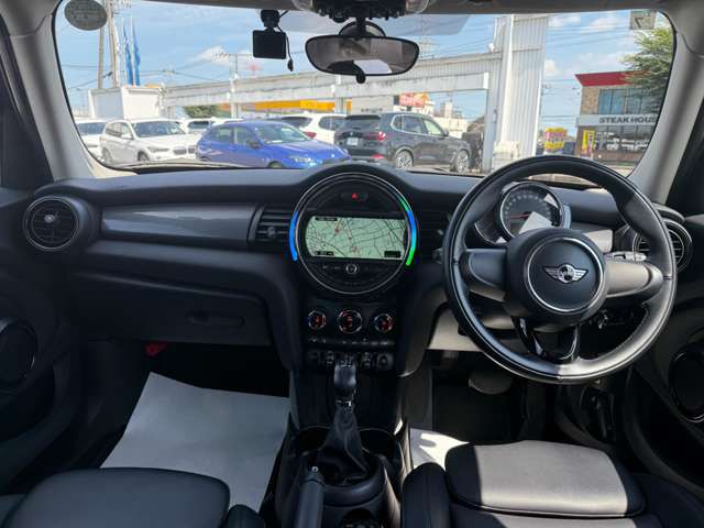 F55 COOPER D (AT)