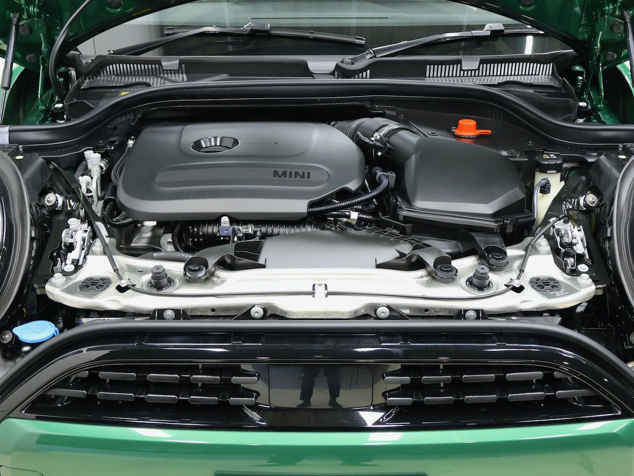 F66 MINI Cooper C 3Dr