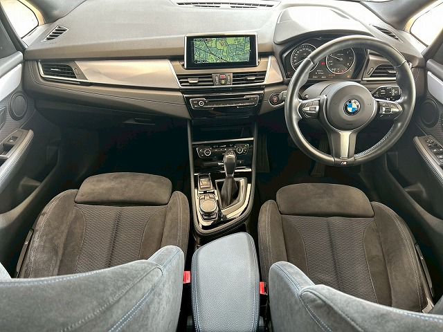 218D ACTIVE TOURER RHD