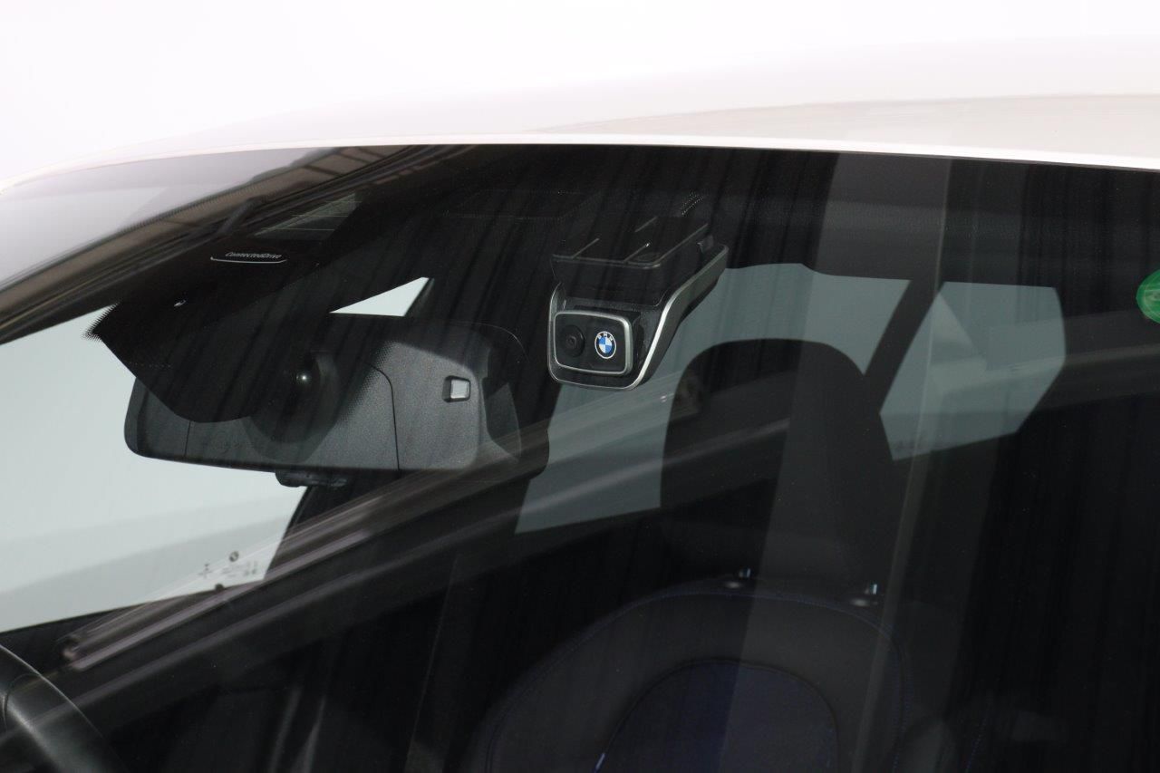 F40 118d Sports Hatch 5-door B47 2.0d