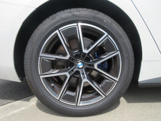 G26 i4 eDrive 40 LCI
