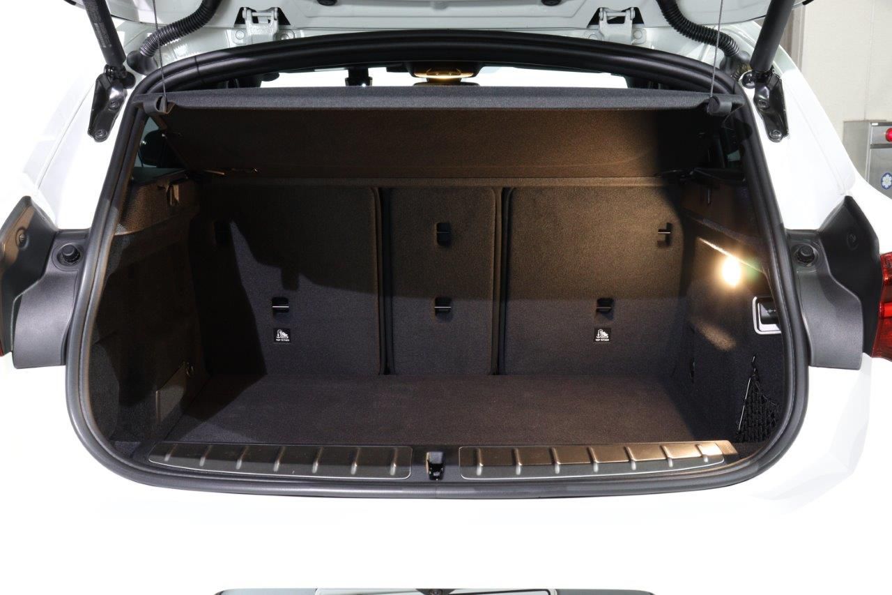 F39 X2 sDrive18i B38 1.5i SAC