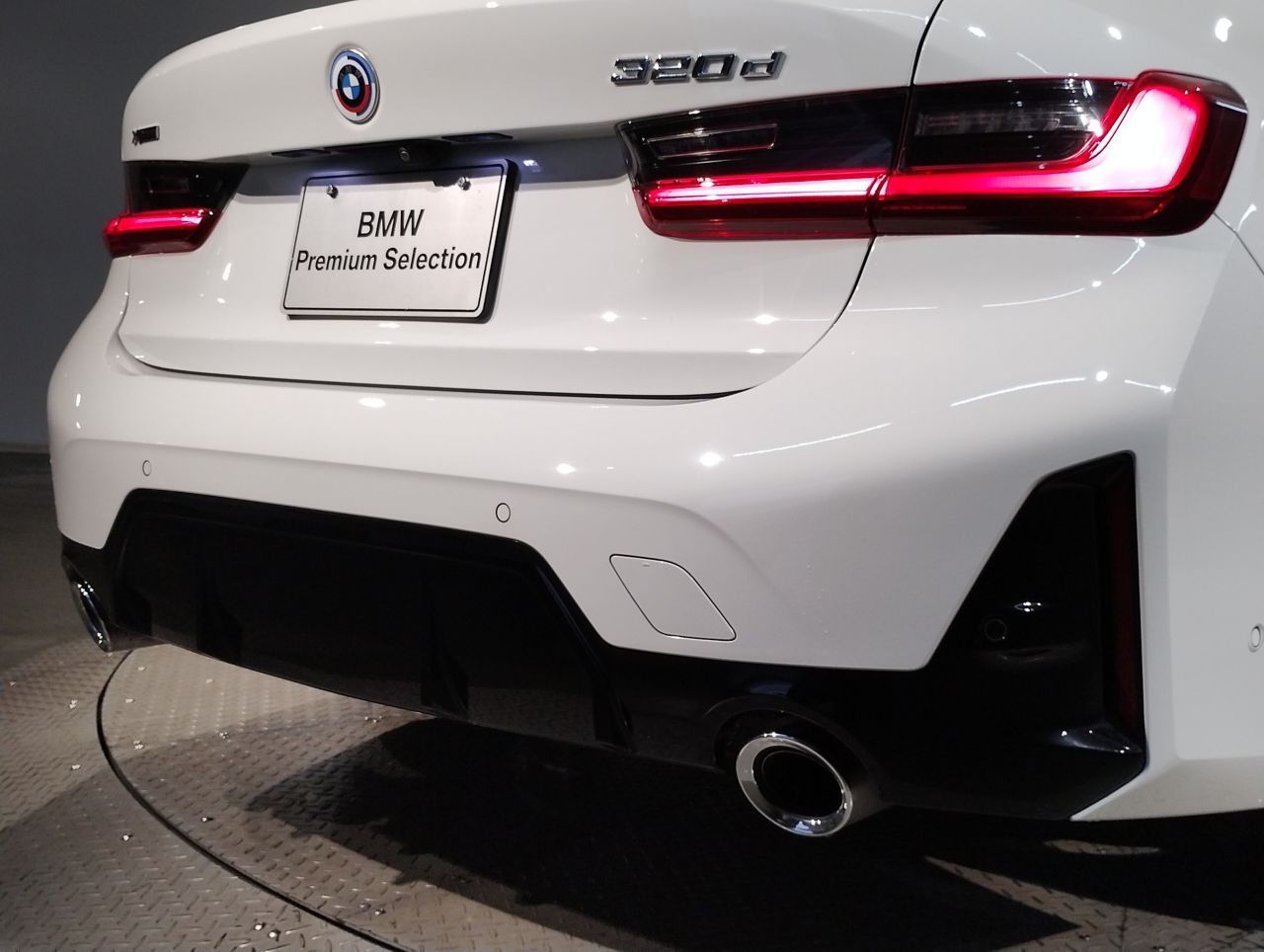 320d xDrive Berline RHD