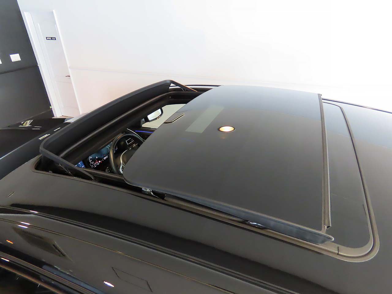G02 X4 M40i RHD LCI