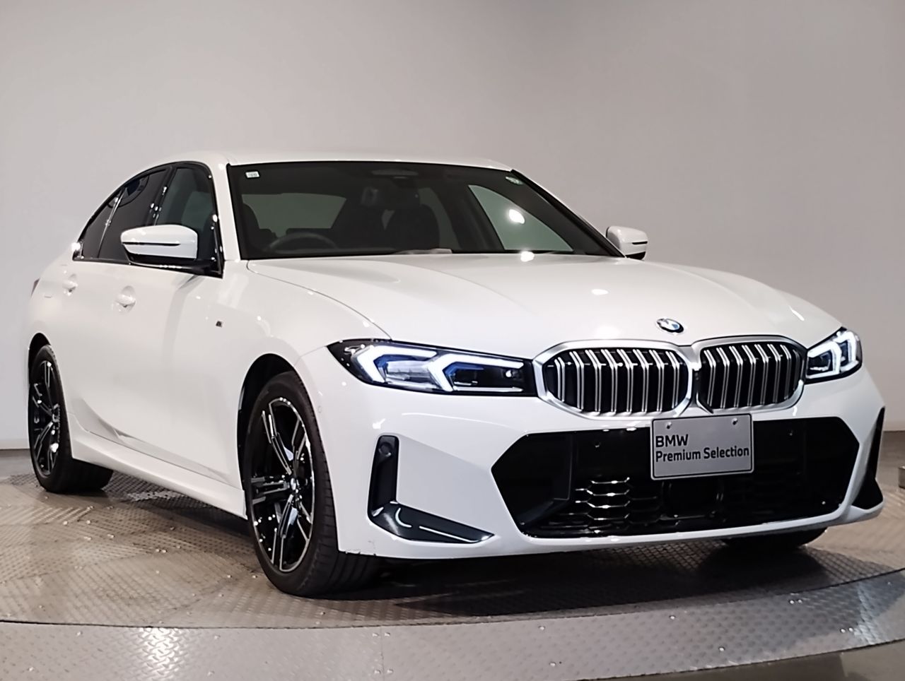 320d xDrive Berline RHD