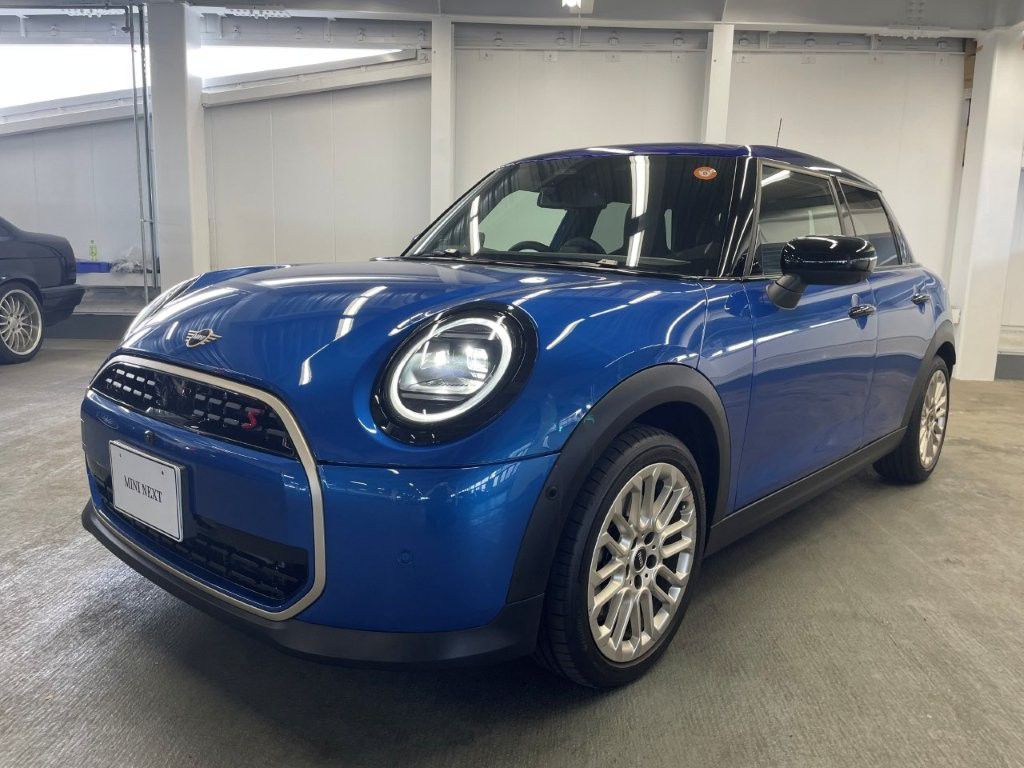 F65 MINI Cooper S 5Dr