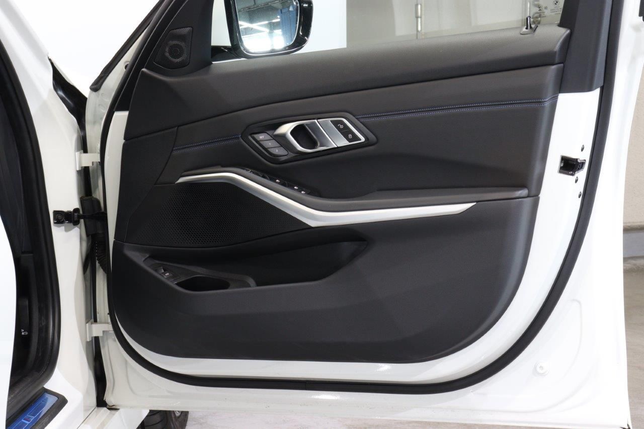 G20 320i Saloon RHD TU