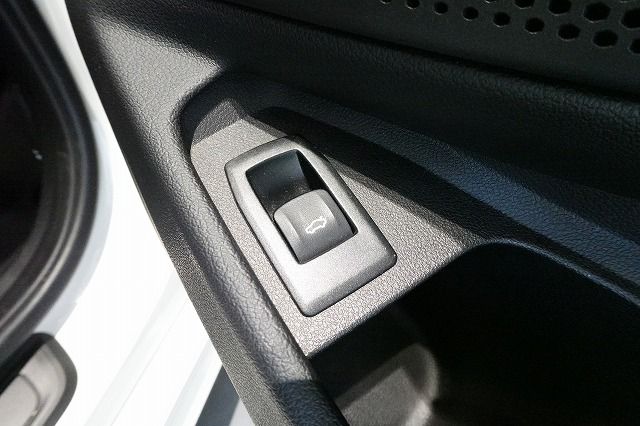 G20 318i Saloon RHD MX