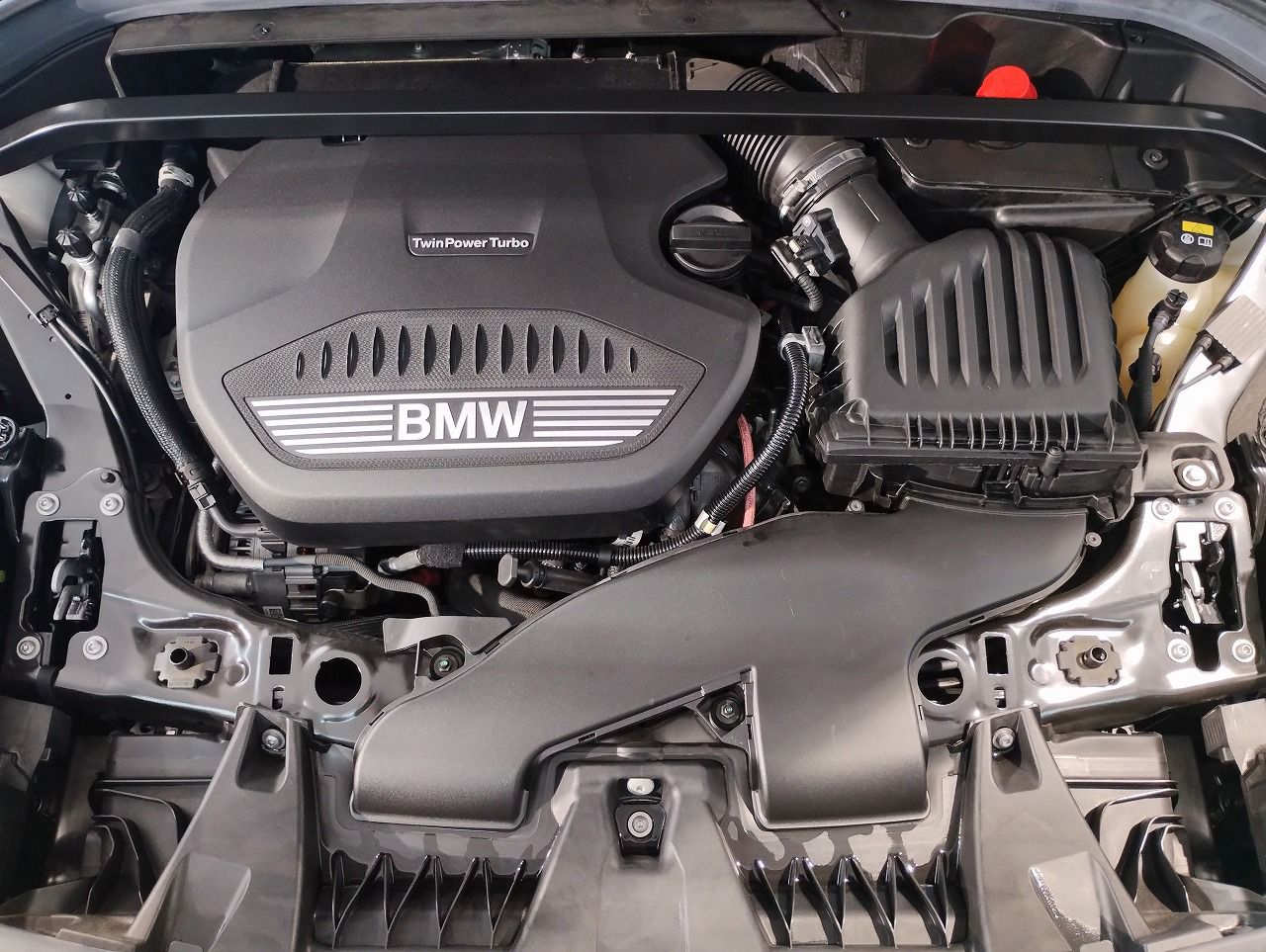 F48 X1 xDrive18d B47 2.0d LCI