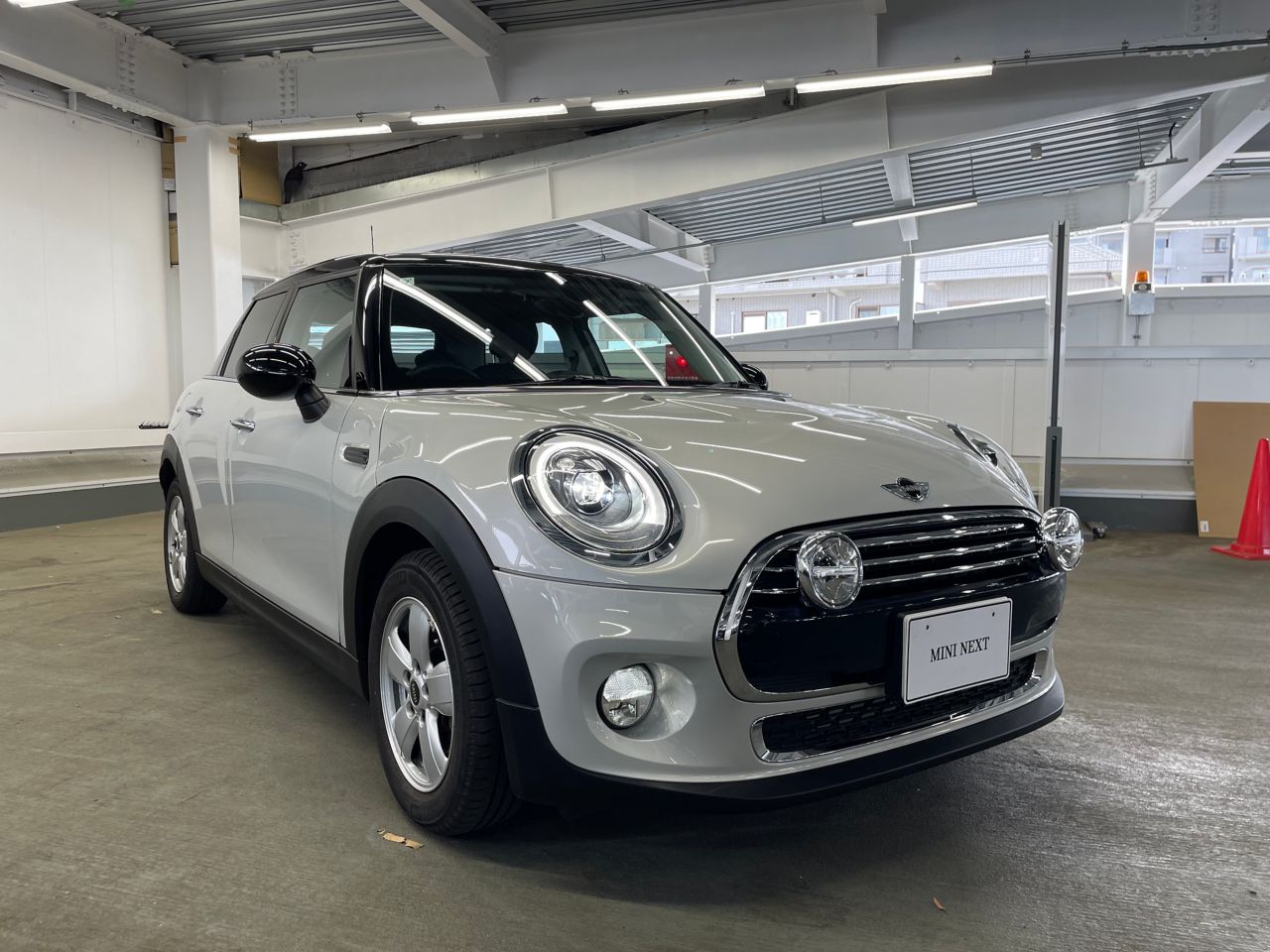 F55 COOPER D (AT)