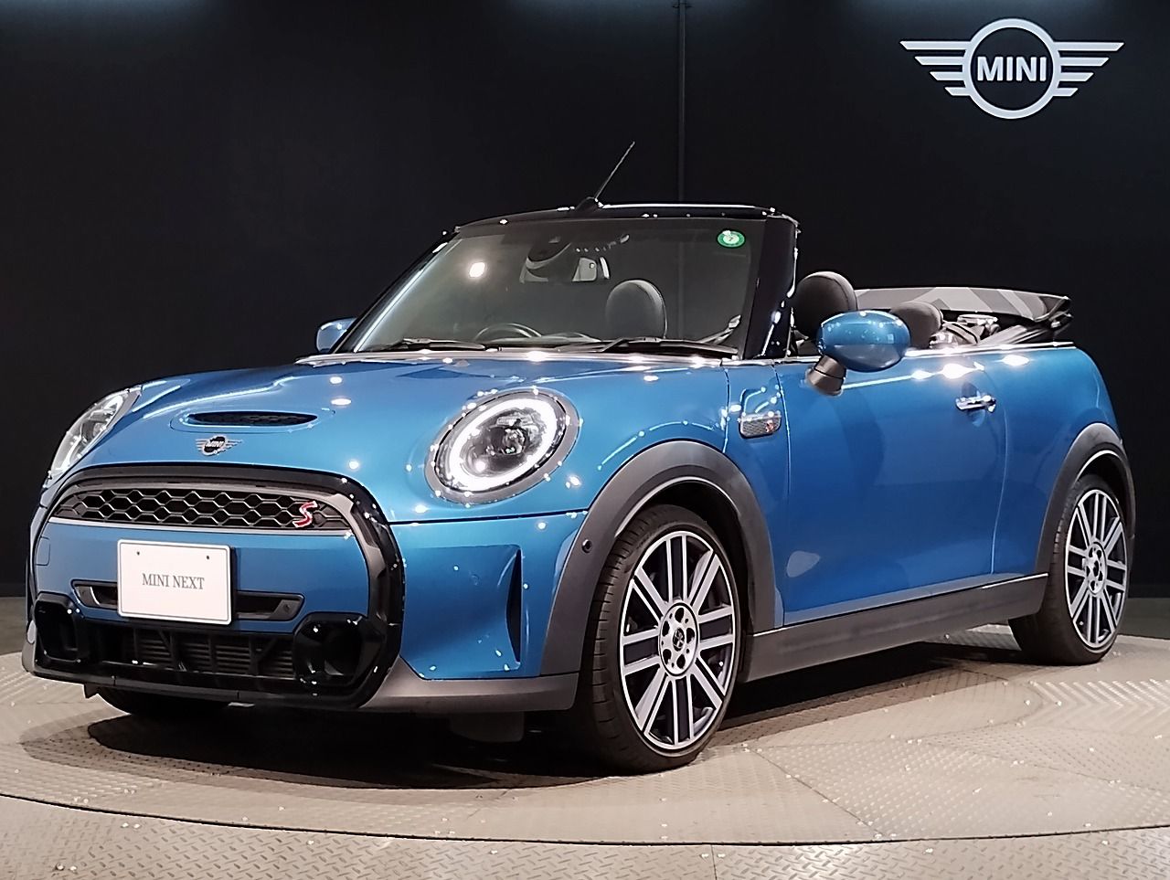 MINI Cooper S Convertible RHD