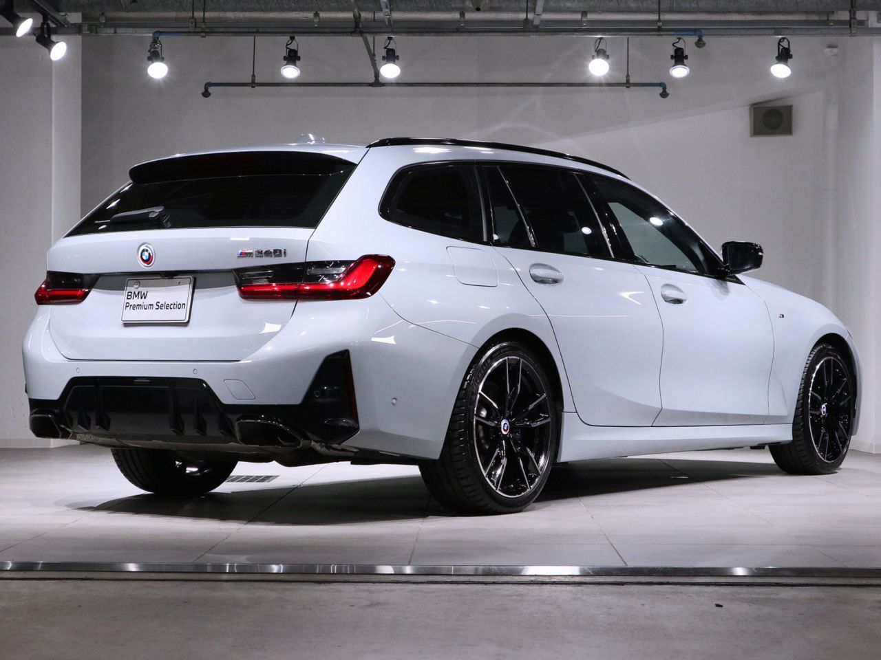 G21 M340i xDrive Touring LCI RHD