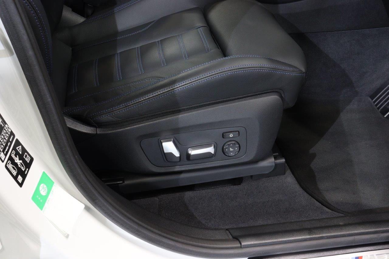 G01 X3 M40d RHD LCI ZA