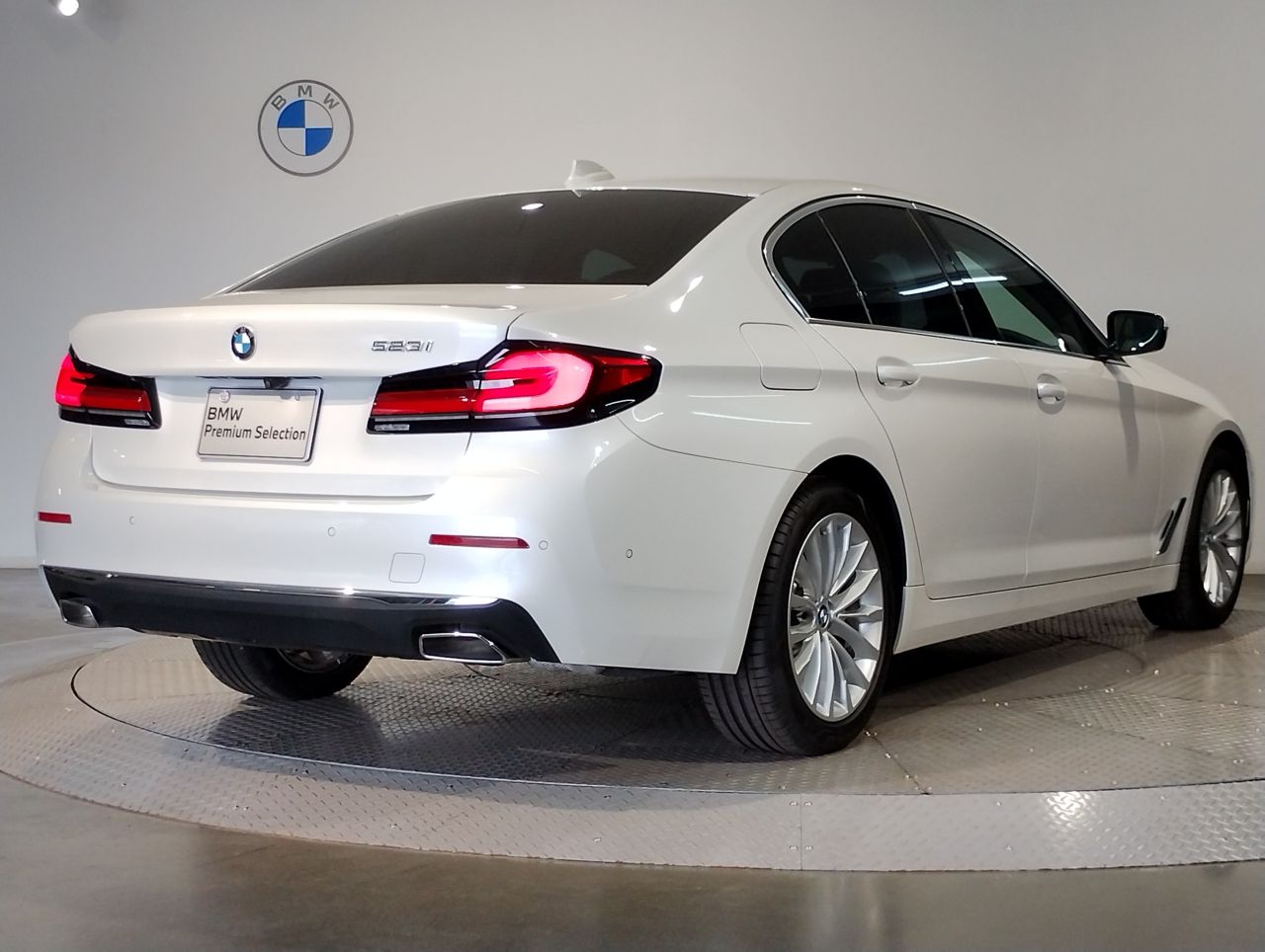 520i Sedan RHD