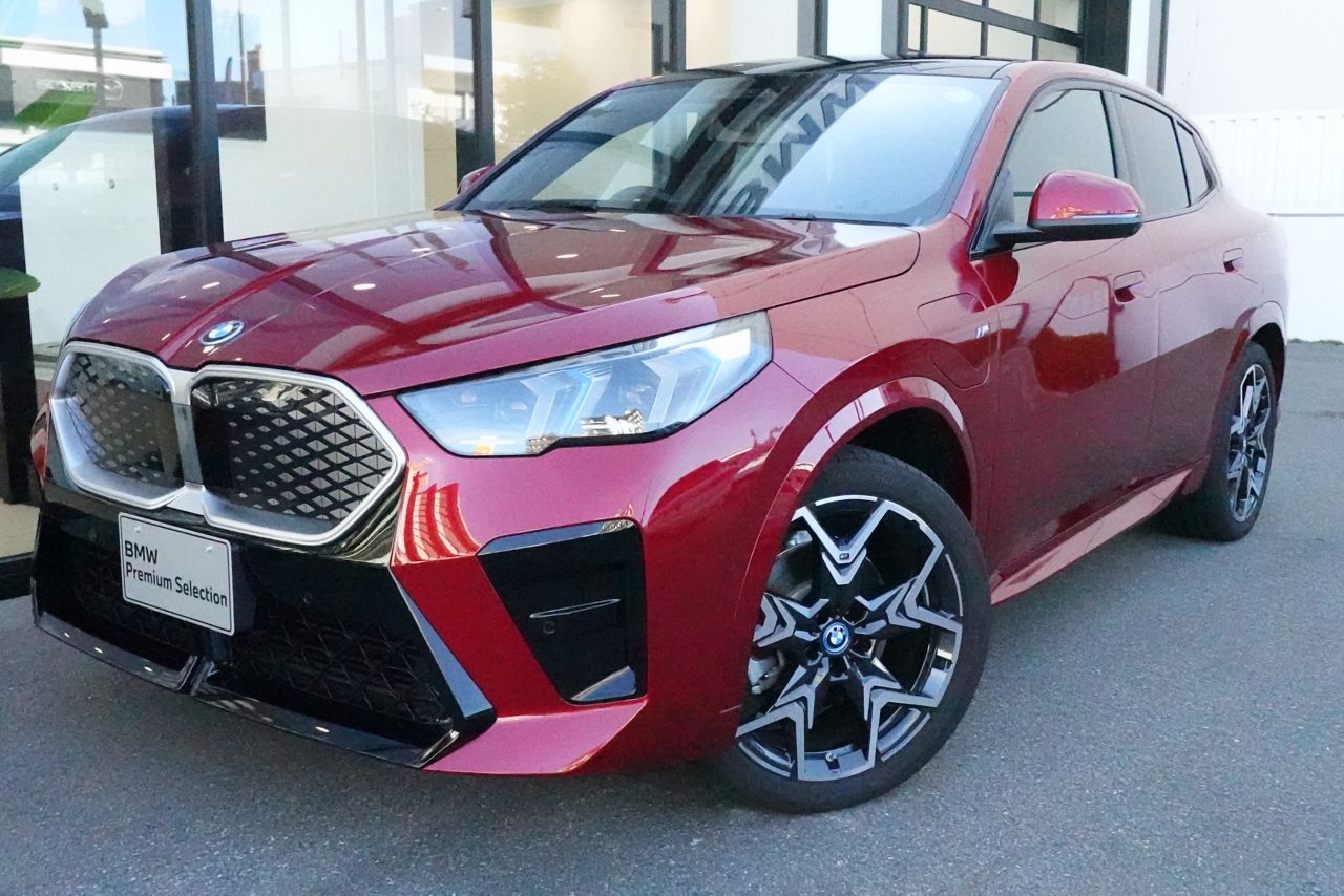 iX2 xDrive30 M Sport