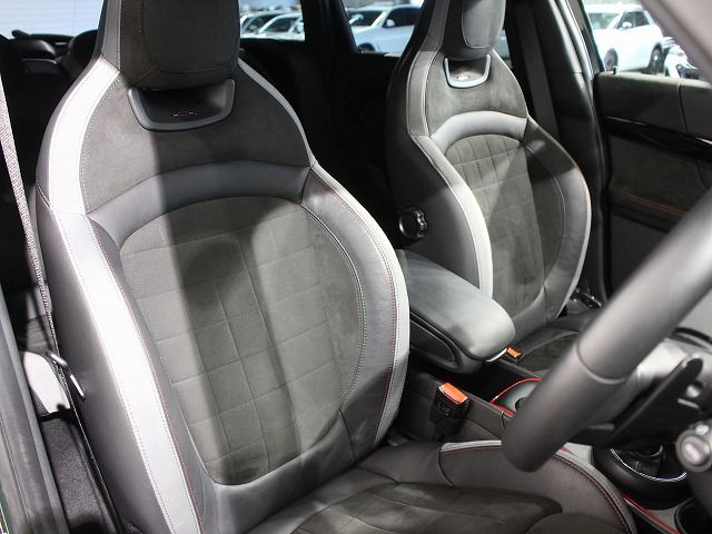 MINI John Cooper Works ALL4 Countryman RHD