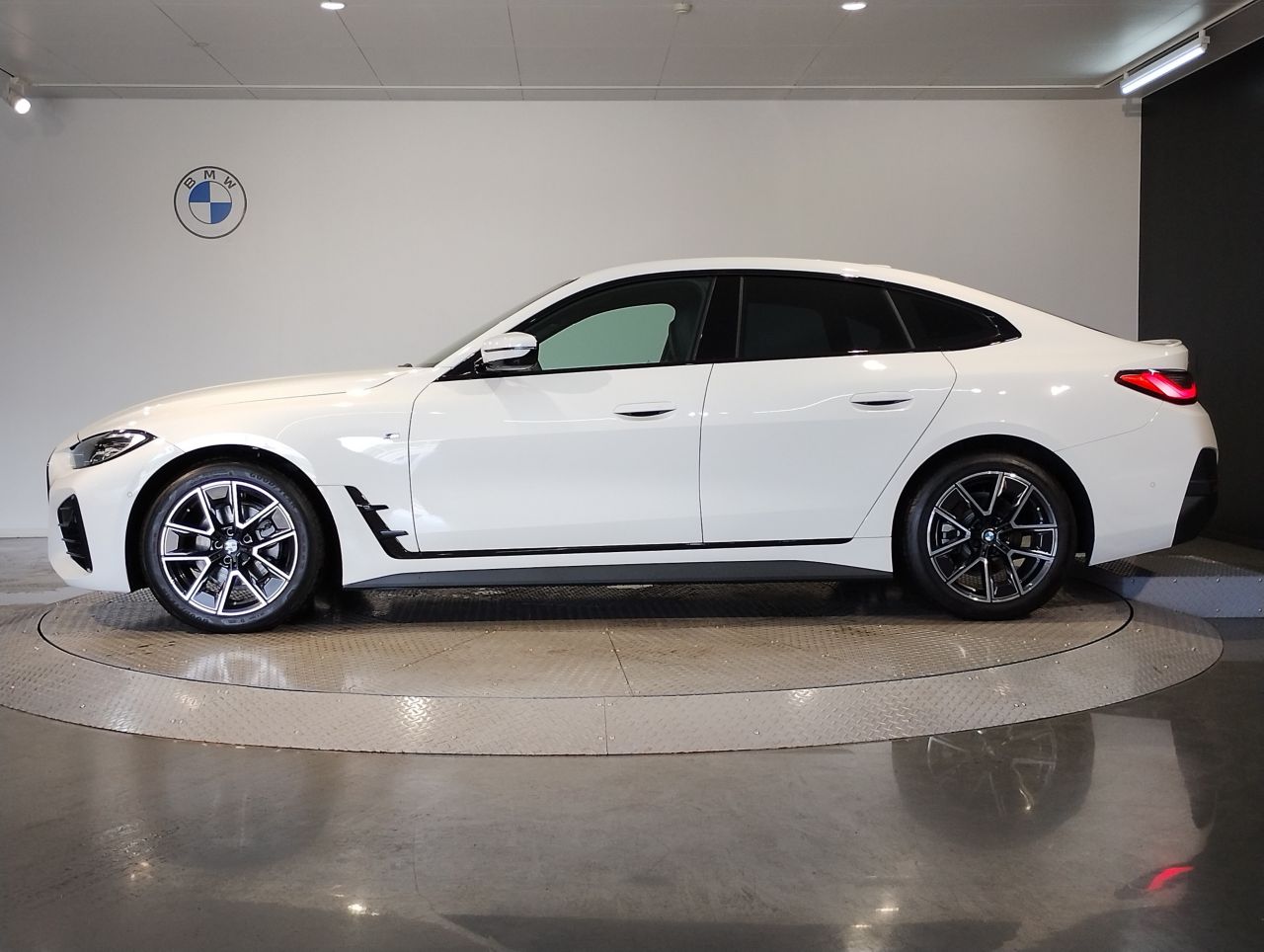 G26 420d xDrive Gran Coupe RHD