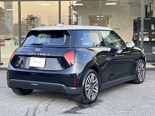 J01 MINI Cooper SE