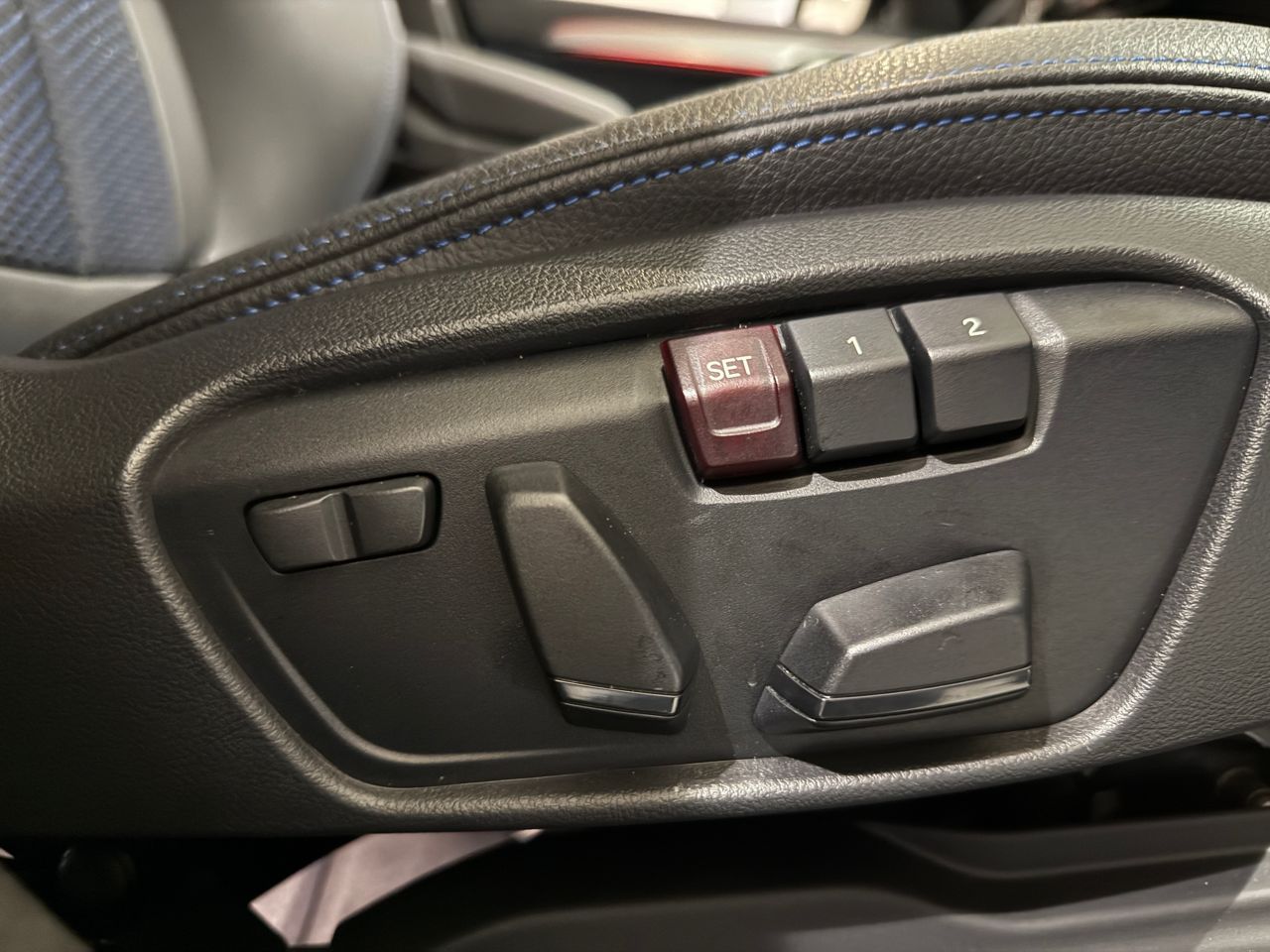 X1 sDrive18i RHD