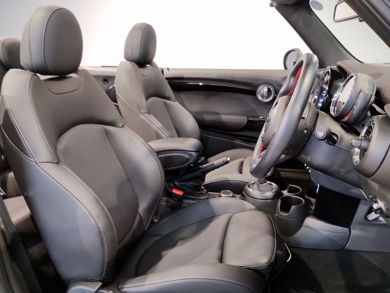 F57 MINI Cooper Convertible LCI