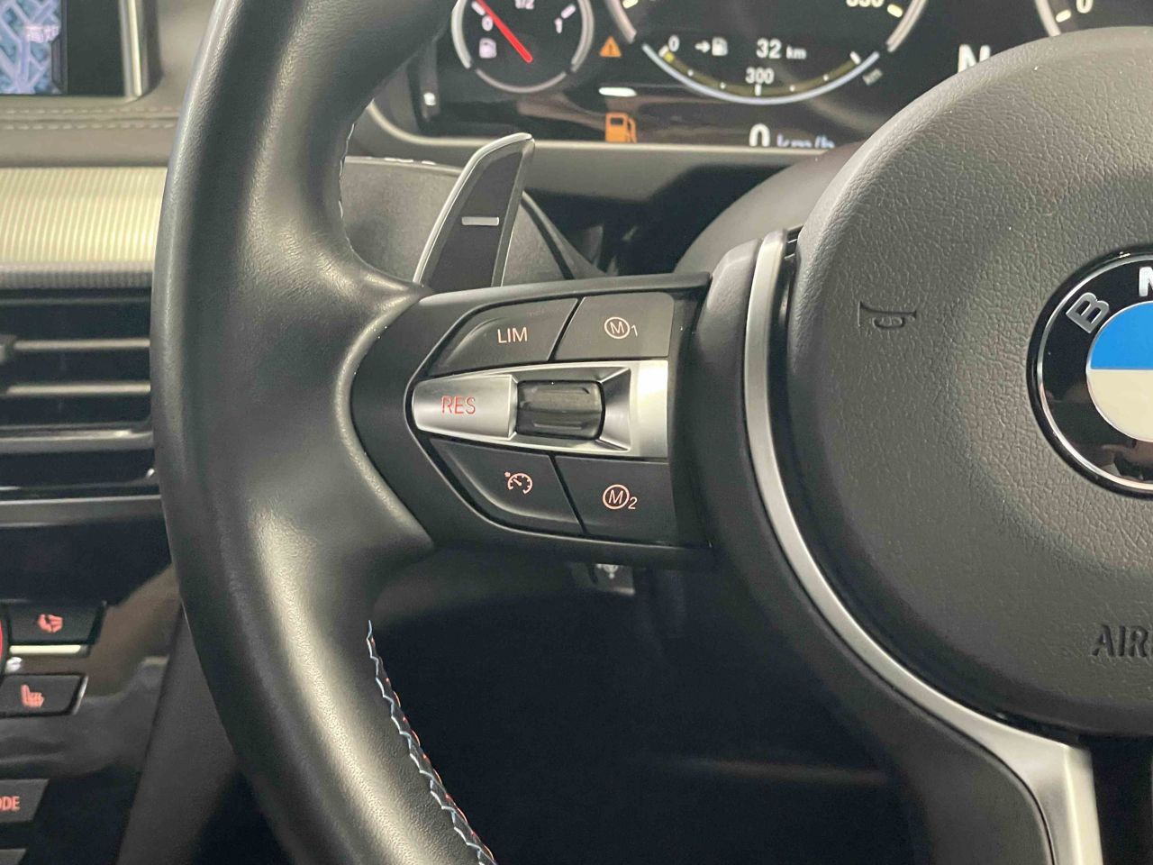 X6M RHD