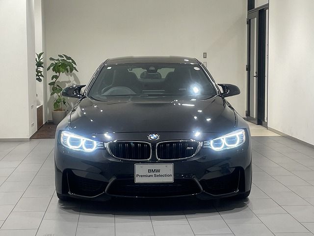 M4 CO