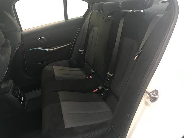 320d xDrive Berline RHD