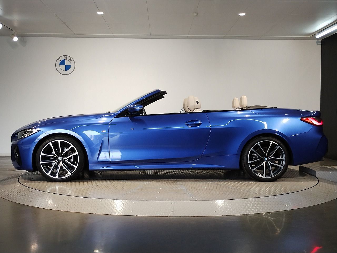 G23 420i Convertible RHD