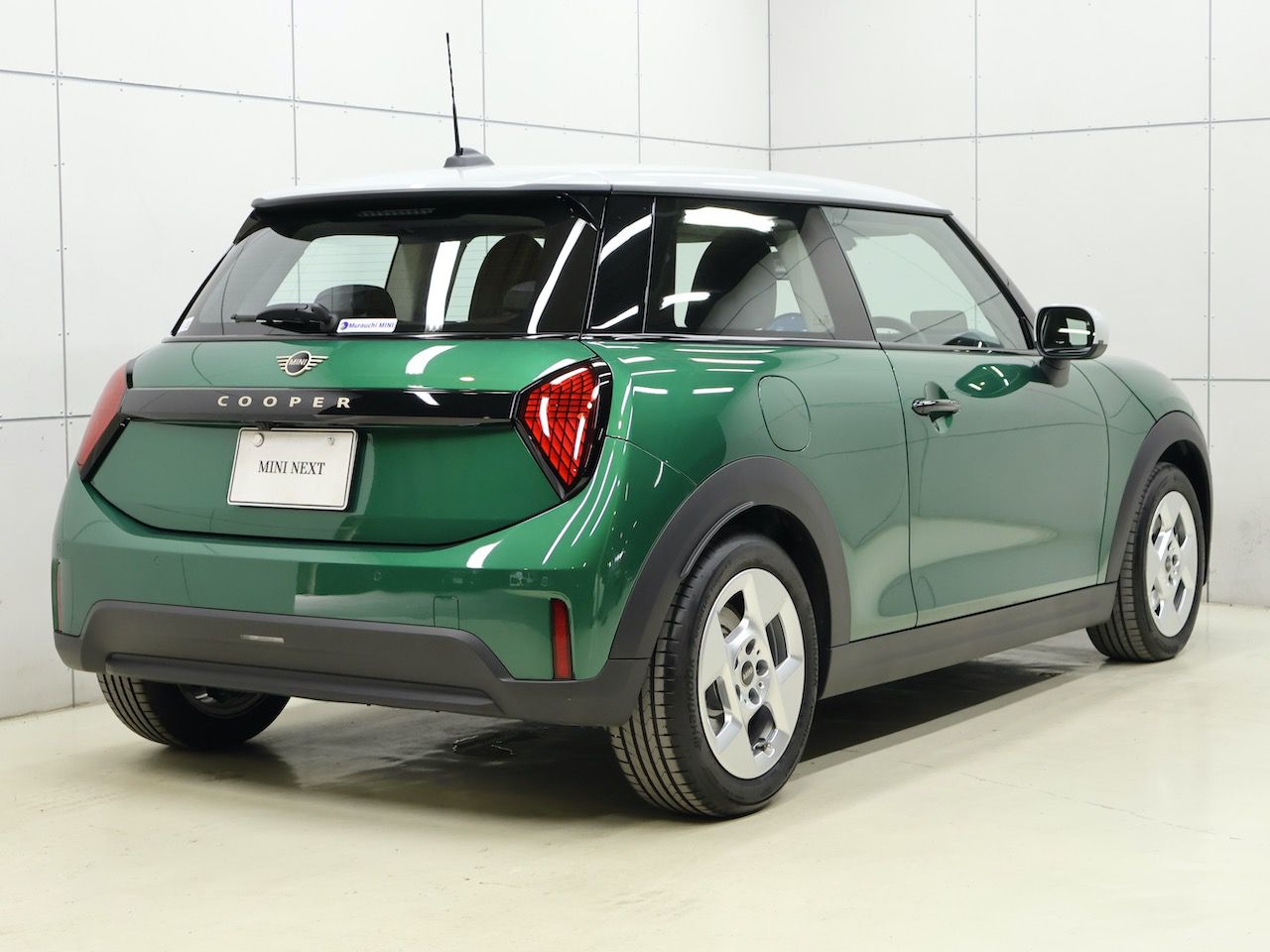 F66 MINI Cooper C 3Dr