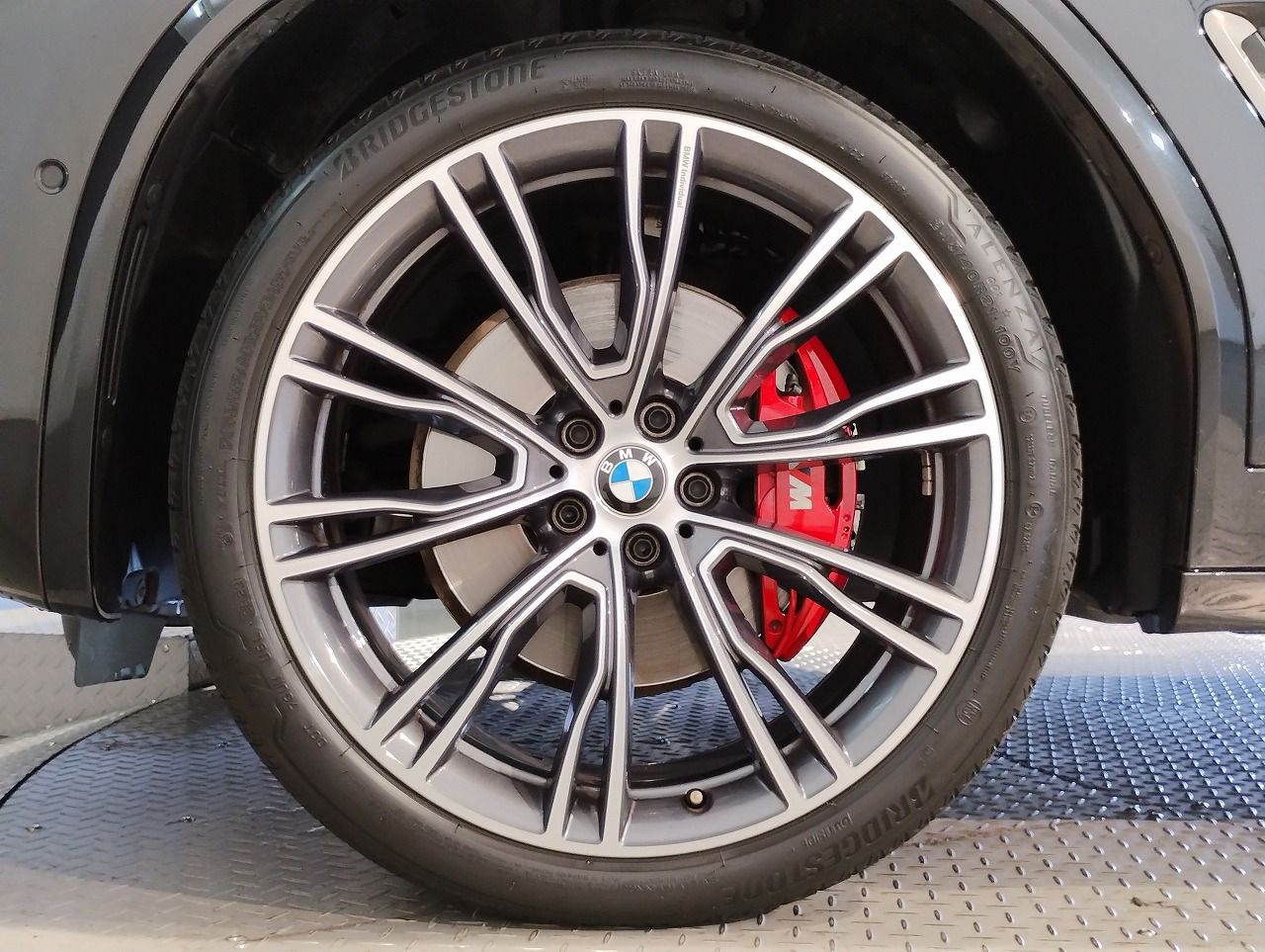 X4 M40i RHD