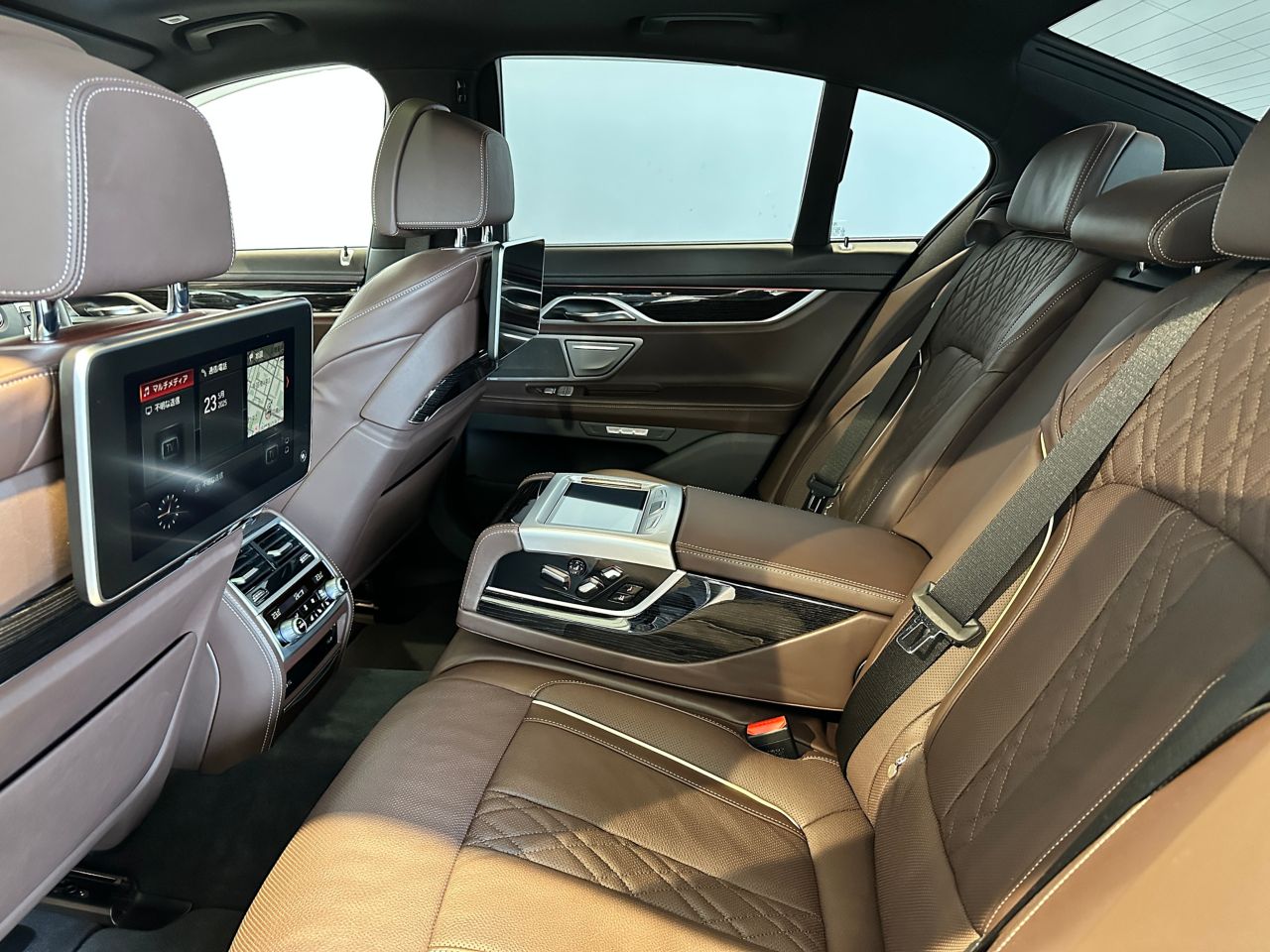 740D XDRIVE