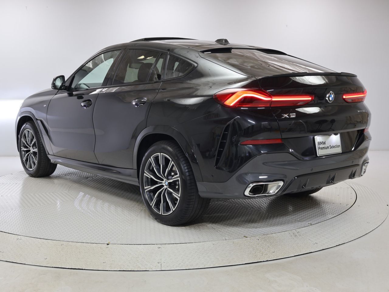 X6 xDrive30d M Sport RHD