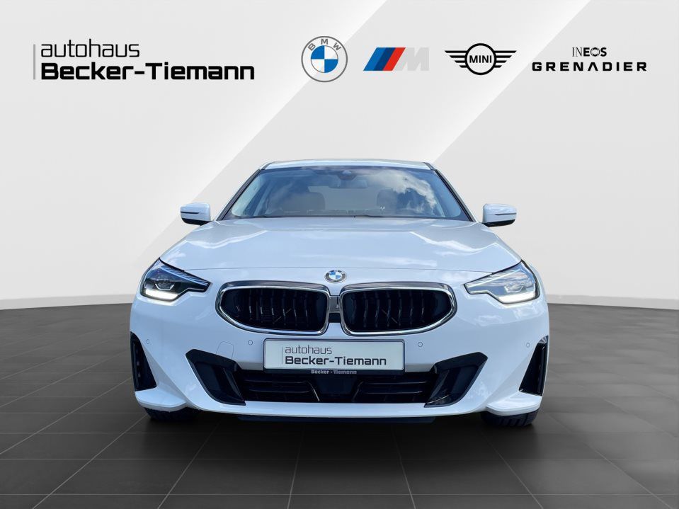BMW 218